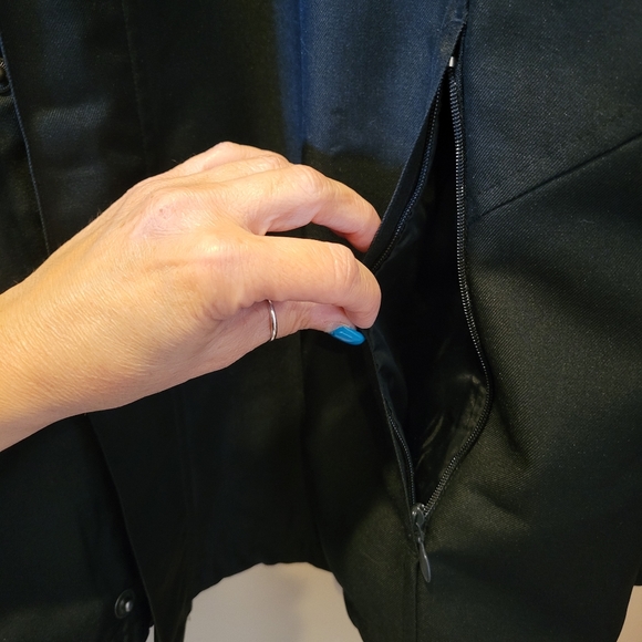 🏀EUC~ PHOENIX SUNS JACKET - Picture 16 of 16